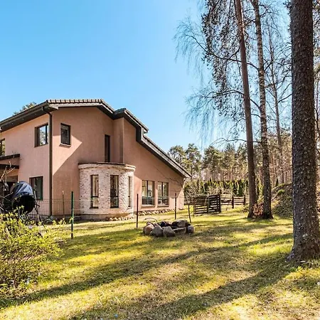Villa Luxury House In Nature